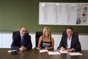 (l to r) HRMA President and CEO Anthony Ariganello, HRMA Chair Shannon Railton, CHRP and CGA Australia CEO Alex Malley